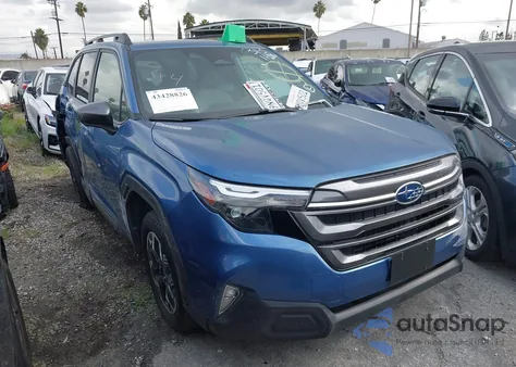 2025 Subaru Forester Premium z USA, uszkodzony, nr VIN JF2SLDDC2SH425558